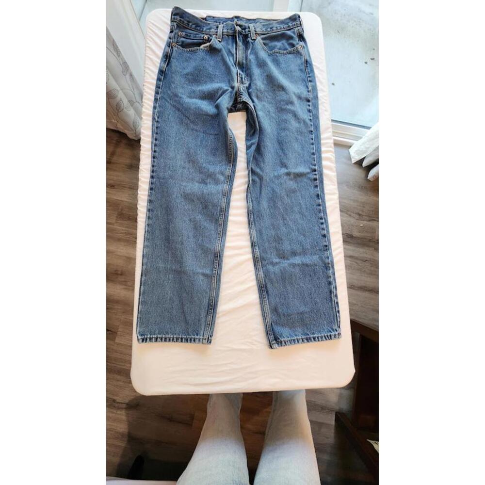 Levi's 550 Men's 34/30 Relaxed fit Medium Stonewash